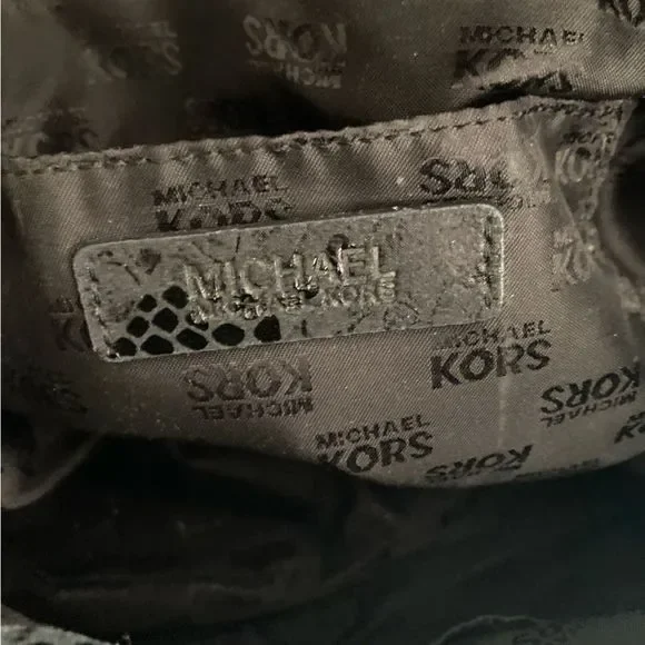 Michael Kors hobo style snakeskin bag - Picture 5 of 12